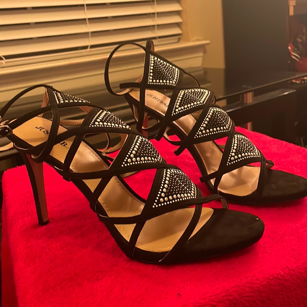 ✨Brand New/Never Worn Heels- Size 11✨